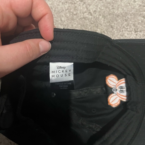 Disney Black Cap with Gold Embroidered Character - Picture 5 of 5